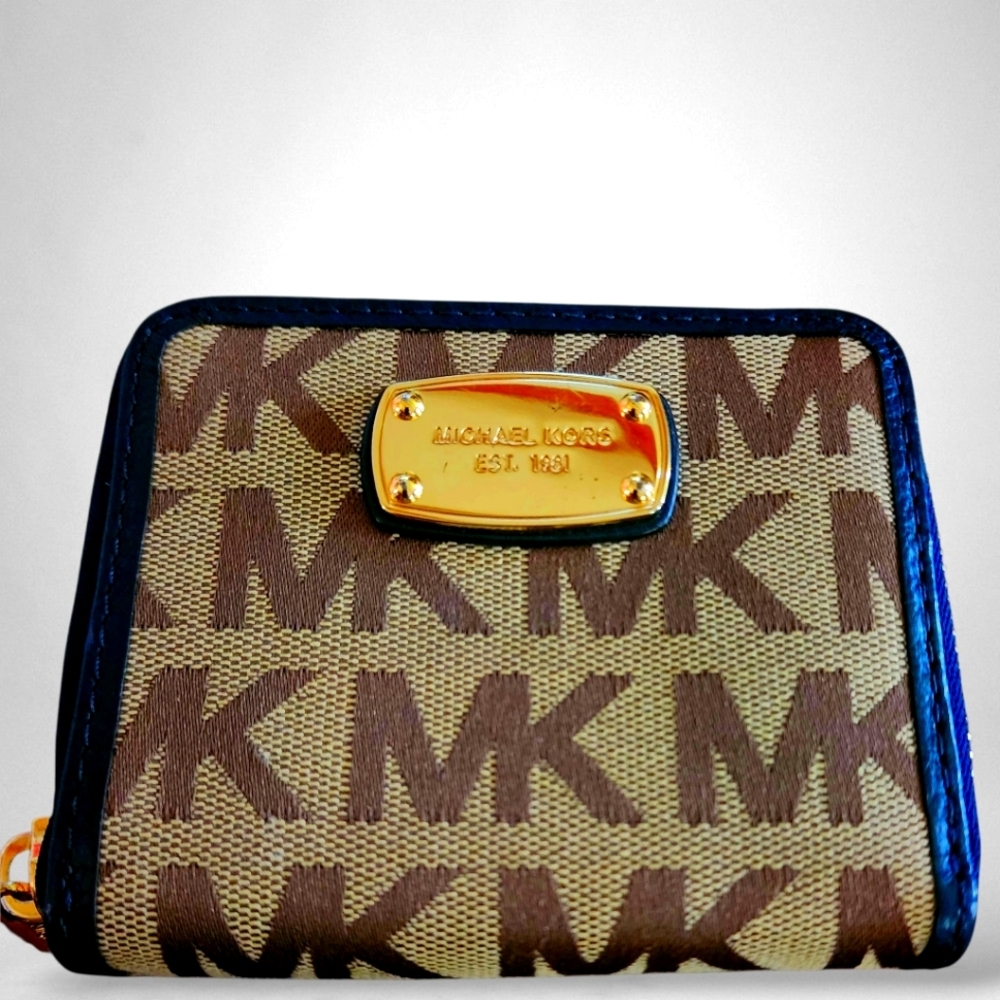 Michael Kors Jet Set MED Zip Around Wallet